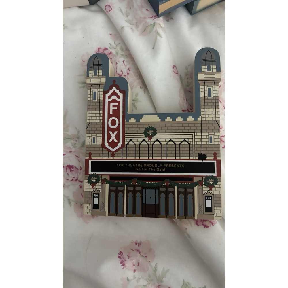 1996 Cat's Meow Village - Fox Theatre - Atlanta Christmas Series Georgia Wooden